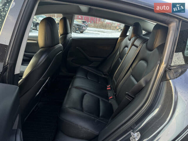 Серый Тесла Модель 3, объемом двигателя 0 л и пробегом 226 тыс. км за 16900 $, фото 23 на Automoto.ua