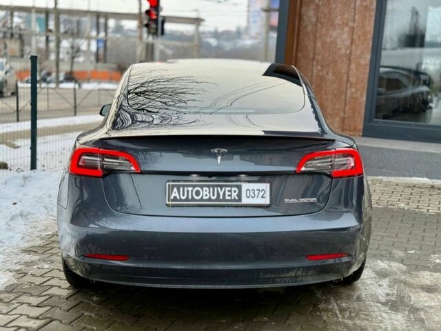 Сірий Тесла Модель 3, об'ємом двигуна 0 л та пробігом 83 тис. км за 22499 $, фото 5 на Automoto.ua