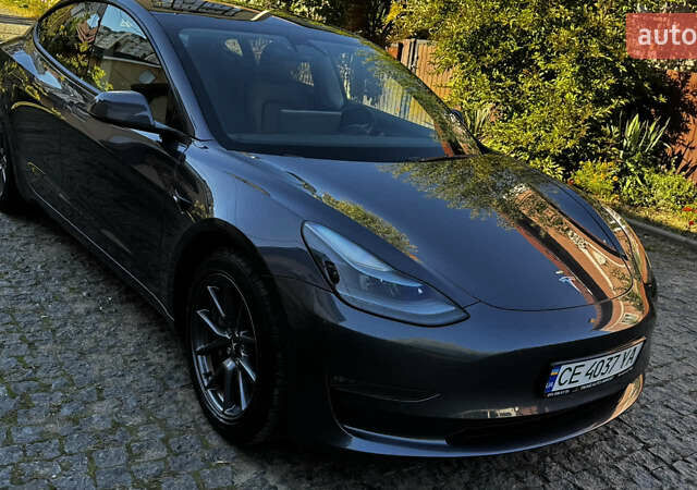 Тесла Модель 3 2022 у Чернівцях на Automoto.ua Сірий Тесла Модель 3, об'ємом двигуна 0 л та пробігом 107 тис. км за 18700 $, фото 6 на Automoto.ua