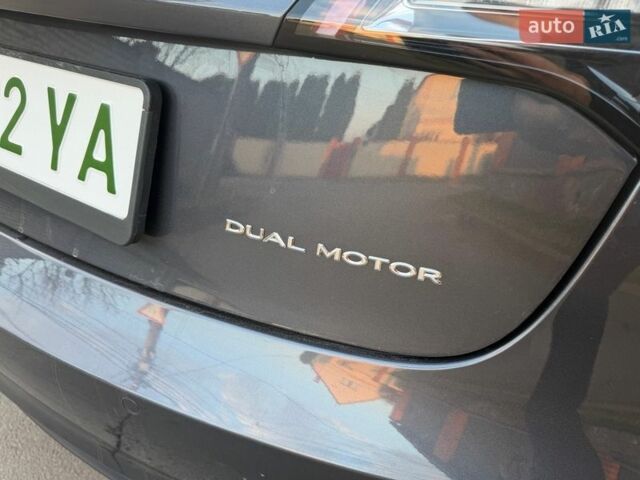 Сірий Тесла Модель 3, об'ємом двигуна 0 л та пробігом 54 тис. км за 22300 $, фото 12 на Automoto.ua