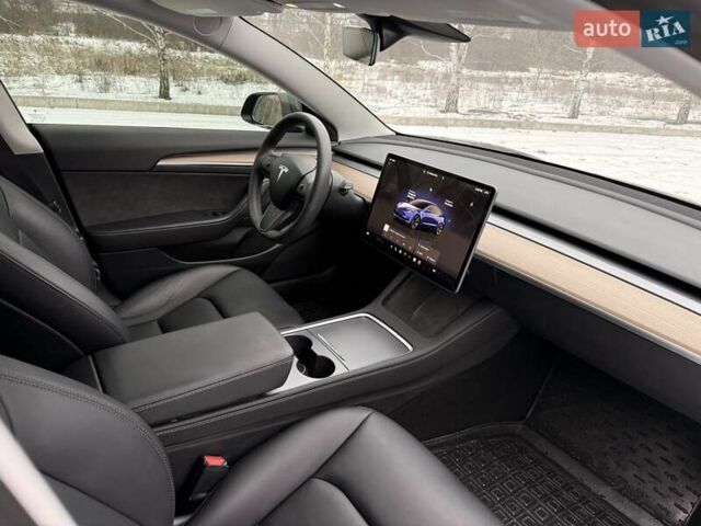 Сірий Тесла Модель 3, об'ємом двигуна 0 л та пробігом 20 тис. км за 20500 $, фото 37 на Automoto.ua