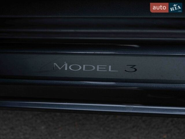 Серый Тесла Модель 3, объемом двигателя 0 л и пробегом 35 тыс. км за 26500 $, фото 16 на Automoto.ua
