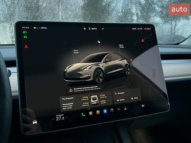 Серый Тесла Модель 3, объемом двигателя 0 л и пробегом 24 тыс. км за 22800 $, фото 15 на Automoto.ua
