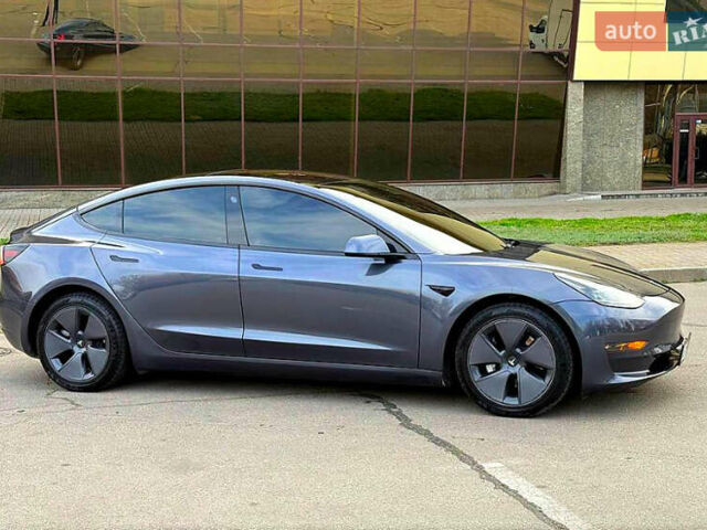 Тесла Модель 3 2022 в Виннице на Automoto.ua Серый Тесла Модель 3, объемом двигателя 0 л и пробегом 92 тыс. км за 22000 $, фото 4 на Automoto.ua