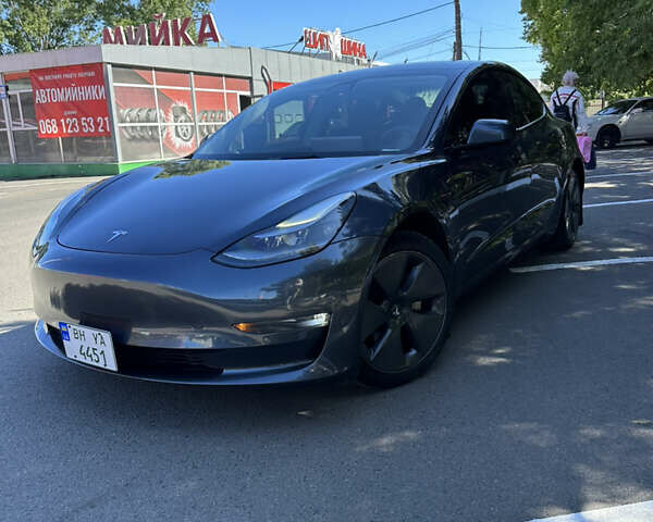 Сірий Тесла Модель 3, об'ємом двигуна 0 л та пробігом 60 тис. км за 28000 $, фото 5 на Automoto.ua