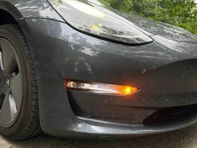 Сірий Тесла Модель 3, об'ємом двигуна 0 л та пробігом 79 тис. км за 14488 $, фото 3 на Automoto.ua