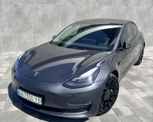Серый Тесла Модель 3, объемом двигателя 0 л и пробегом 55 тыс. км за 22500 $, фото 11 на Automoto.ua