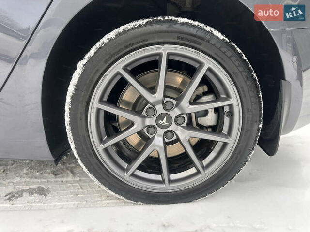 Серый Тесла Модель 3, объемом двигателя 0 л и пробегом 109 тыс. км за 20500 $, фото 20 на Automoto.ua