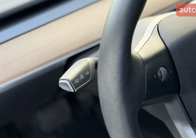 Сірий Тесла Модель 3, об'ємом двигуна 0 л та пробігом 88 тис. км за 18100 $, фото 42 на Automoto.ua