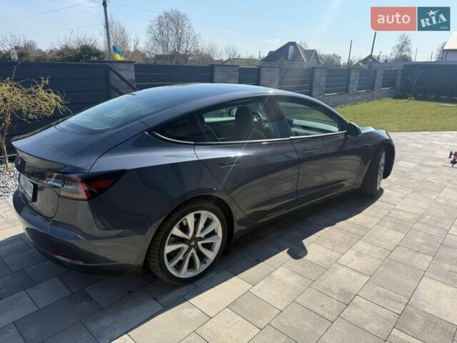 Сірий Тесла Модель 3, об'ємом двигуна 0 л та пробігом 162 тис. км за 16200 $, фото 1 на Automoto.ua