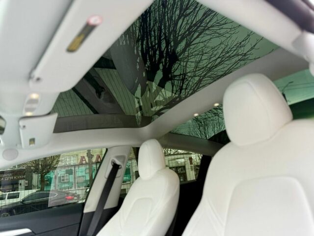 Сірий Тесла Модель 3, об'ємом двигуна 0 л та пробігом 83 тис. км за 22499 $, фото 12 на Automoto.ua