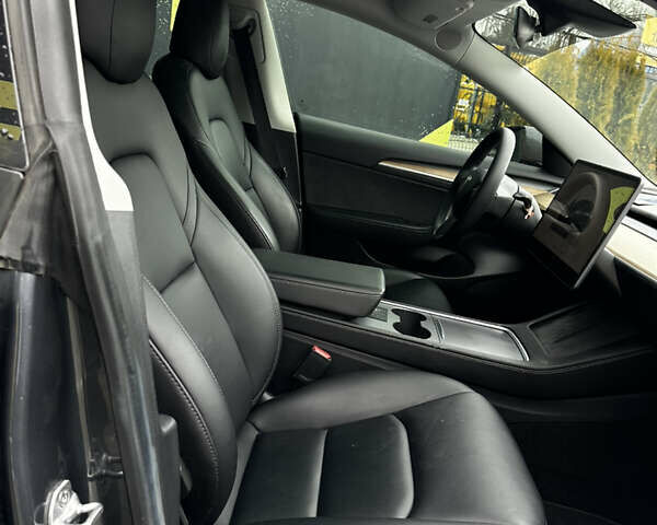 Сірий Тесла Модель 3, об'ємом двигуна 0 л та пробігом 51 тис. км за 23900 $, фото 13 на Automoto.ua