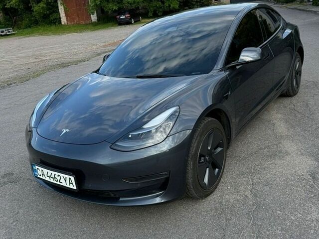 Сірий Тесла Модель 3, об'ємом двигуна 0 л та пробігом 41 тис. км за 23200 $, фото 5 на Automoto.ua