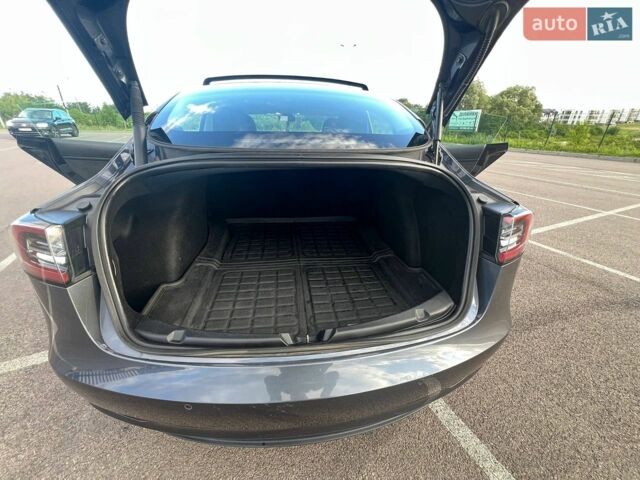 Сірий Тесла Модель 3, об'ємом двигуна 0 л та пробігом 67 тис. км за 21999 $, фото 9 на Automoto.ua