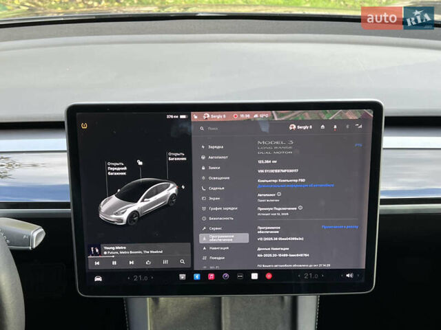 Тесла Модель 3 2022 в Кривом Роге на Automoto.ua Серый Тесла Модель 3, объемом двигателя 0 л и пробегом 123 тыс. км за 21000 $, фото 12 на Automoto.ua