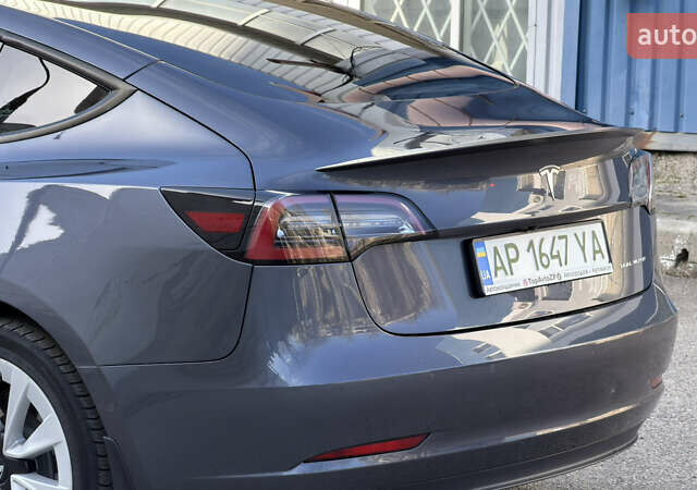 Сірий Тесла Модель 3, об'ємом двигуна 0 л та пробігом 88 тис. км за 18100 $, фото 13 на Automoto.ua