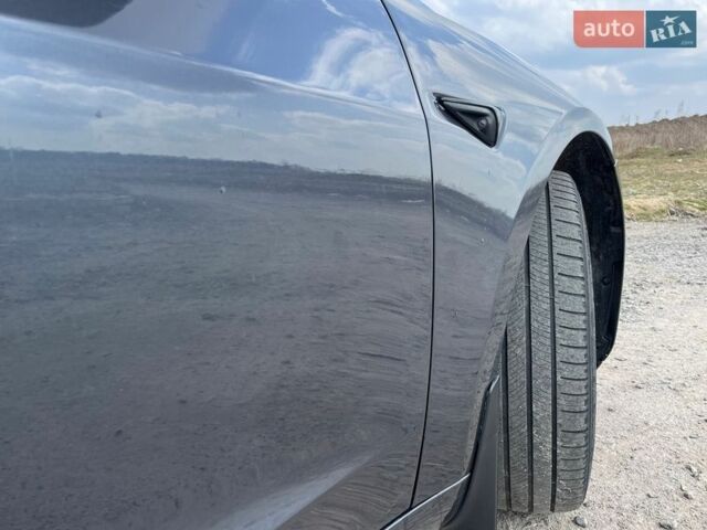 Серый Тесла Модель 3, объемом двигателя 0 л и пробегом 100 тыс. км за 20500 $, фото 10 на Automoto.ua