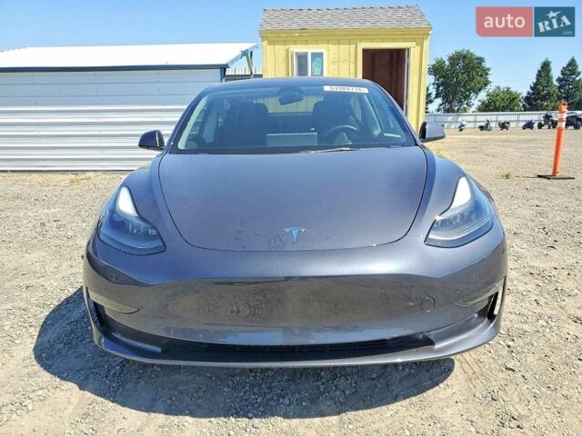 Сірий Тесла Модель 3, об'ємом двигуна 0 л та пробігом 83 тис. км за 14400 $, фото 5 на Automoto.ua