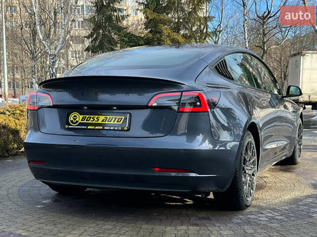 Сірий Тесла Модель 3, об'ємом двигуна 0 л та пробігом 194 тис. км за 20900 $, фото 6 на Automoto.ua