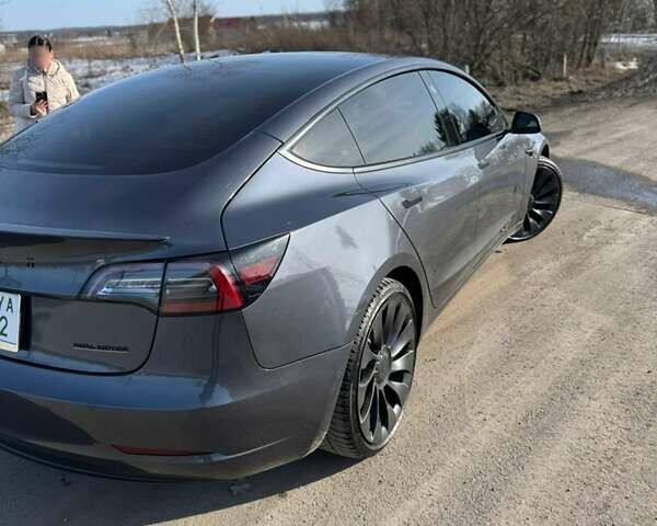 Серый Тесла Модель 3, объемом двигателя 0 л и пробегом 52 тыс. км за 23900 $, фото 12 на Automoto.ua