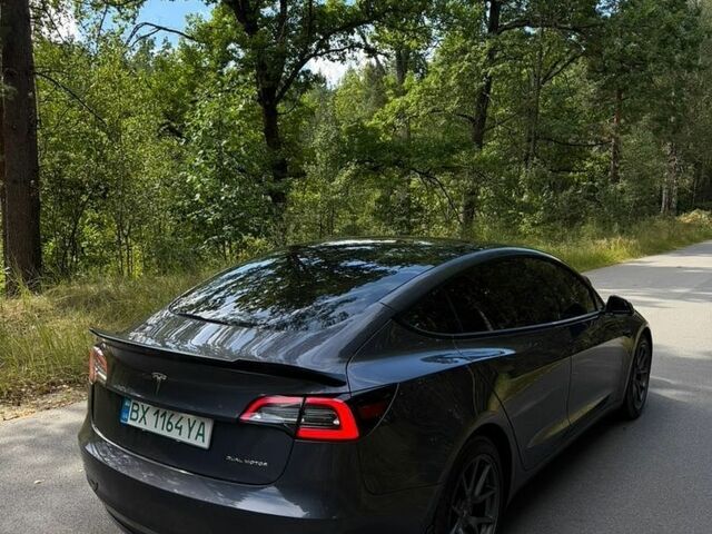 Сірий Тесла Модель 3, об'ємом двигуна 0 л та пробігом 132 тис. км за 22500 $, фото 24 на Automoto.ua