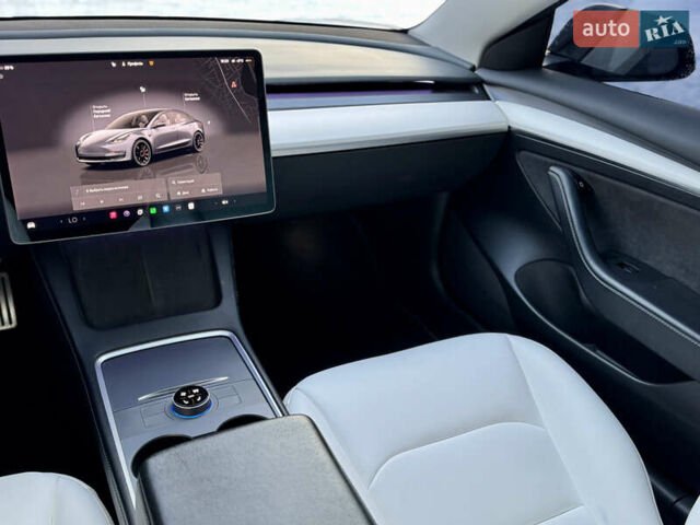 Серый Тесла Модель 3, объемом двигателя 0 л и пробегом 133 тыс. км за 27000 $, фото 21 на Automoto.ua