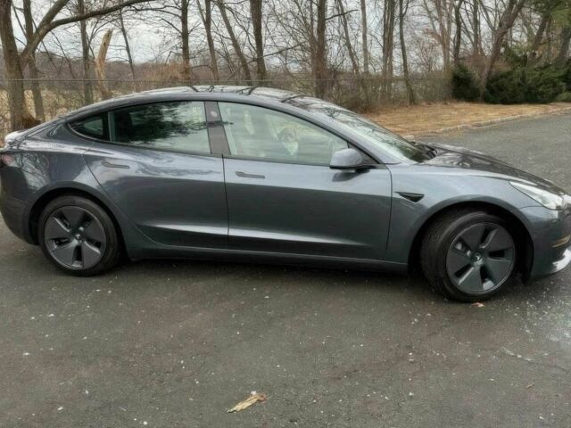 Тесла Модель 3 2022 у Хмельницькому на Automoto.ua Сірий Тесла Модель 3, об'ємом двигуна 0 л та пробігом 10 тис. км за 10100 $, фото 3 на Automoto.ua
