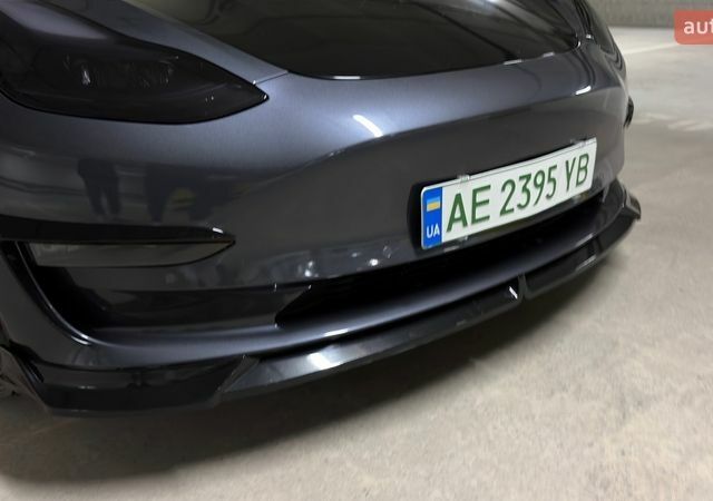 Серый Тесла Модель 3, объемом двигателя 0 л и пробегом 41 тыс. км за 28200 $, фото 19 на Automoto.ua