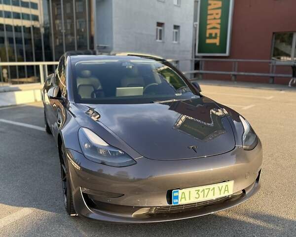 Серый Тесла Модель 3, объемом двигателя 0 л и пробегом 49 тыс. км за 24500 $, фото 13 на Automoto.ua