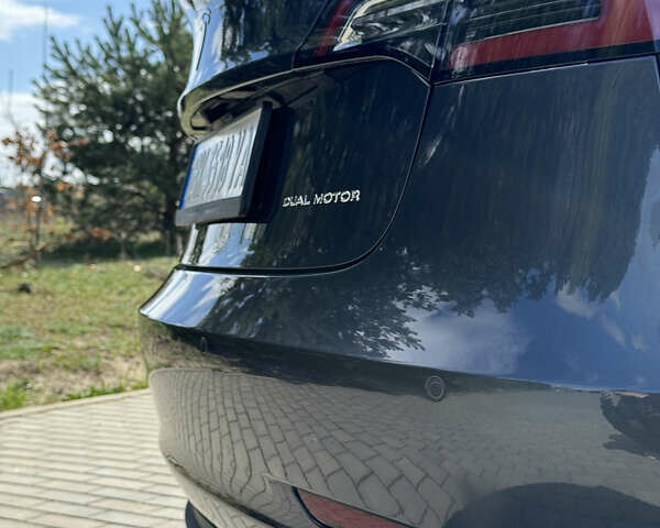 Серый Тесла Модель 3, объемом двигателя 0 л и пробегом 20 тыс. км за 24500 $, фото 26 на Automoto.ua