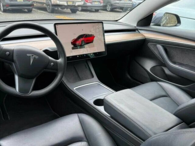 Тесла Модель 3 2022 у Хмельницькому на Automoto.ua Сірий Тесла Модель 3, об'ємом двигуна 0 л та пробігом 10 тис. км за 10100 $, фото 8 на Automoto.ua