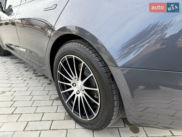 Серый Тесла Модель 3, объемом двигателя 0 л и пробегом 76 тыс. км за 20800 $, фото 21 на Automoto.ua