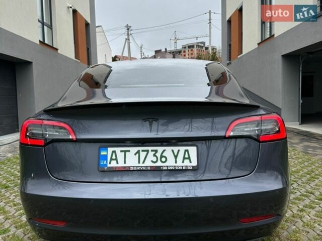 Сірий Тесла Модель 3, об'ємом двигуна 0 л та пробігом 57 тис. км за 25000 $, фото 18 на Automoto.ua