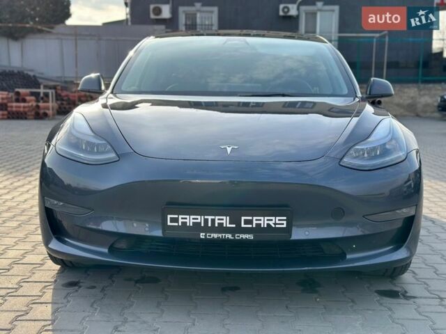 Серый Тесла Модель 3, объемом двигателя 0 л и пробегом 82 тыс. км за 24500 $, фото 1 на Automoto.ua