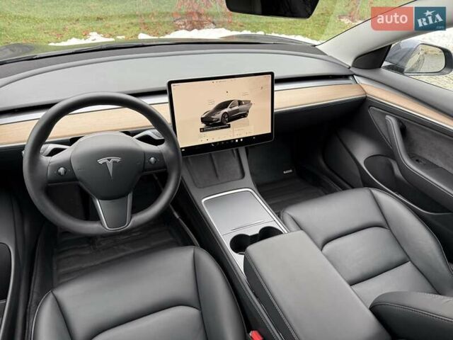 Серый Тесла Модель 3, объемом двигателя 0 л и пробегом 46 тыс. км за 20000 $, фото 99 на Automoto.ua