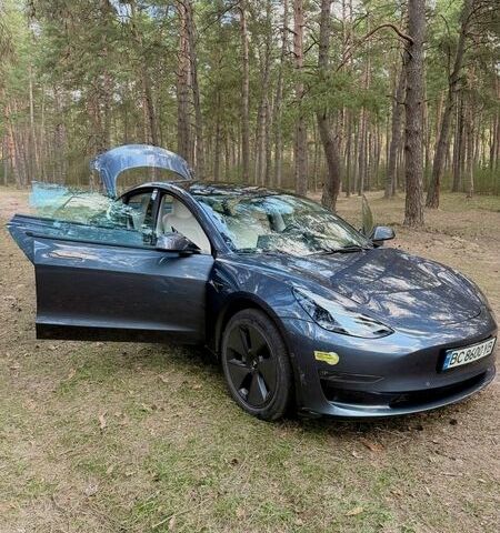 Сірий Тесла Модель 3, об'ємом двигуна 0 л та пробігом 38 тис. км за 21500 $, фото 20 на Automoto.ua