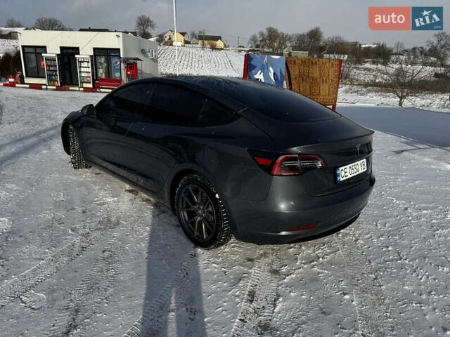 Серый Тесла Модель 3, объемом двигателя 0 л и пробегом 65 тыс. км за 17500 $, фото 2 на Automoto.ua