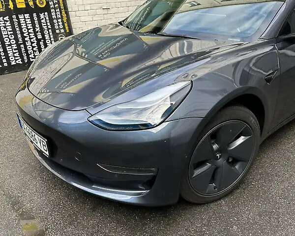 Серый Тесла Модель 3, объемом двигателя 0 л и пробегом 52 тыс. км за 21000 $, фото 1 на Automoto.ua