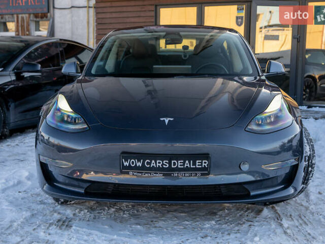 Серый Тесла Модель 3, объемом двигателя 0 л и пробегом 36 тыс. км за 23500 $, фото 1 на Automoto.ua