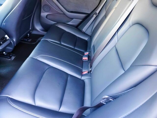 Сірий Тесла Модель 3, об'ємом двигуна 0 л та пробігом 17 тис. км за 9896 $, фото 13 на Automoto.ua