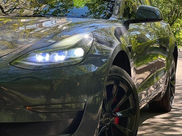 Сірий Тесла Модель 3, об'ємом двигуна 0 л та пробігом 230 тис. км за 15500 $, фото 3 на Automoto.ua