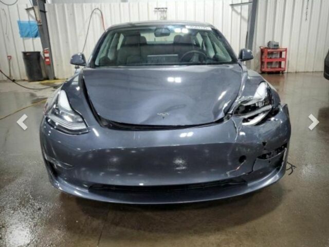 Тесла Модель 3 2022 у Львові на Automoto.ua Сірий Тесла Модель 3, об'ємом двигуна 0 л та пробігом 62 тис. км за 19900 $, фото 3 на Automoto.ua
