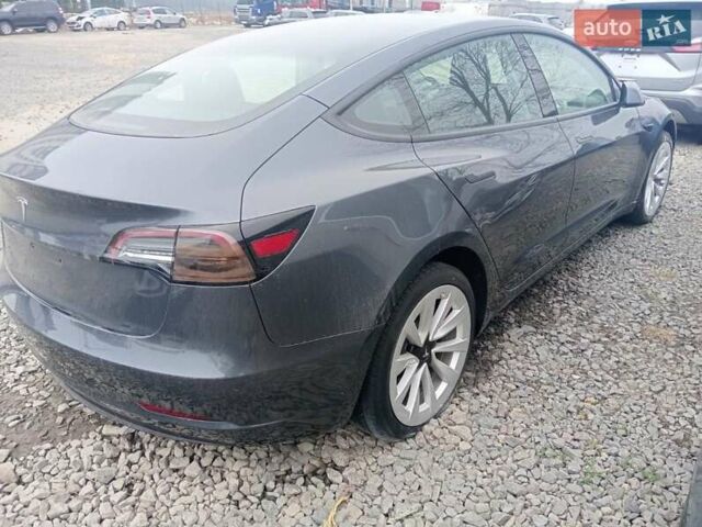 Сірий Тесла Модель 3, об'ємом двигуна 0 л та пробігом 25 тис. км за 18000 $, фото 2 на Automoto.ua