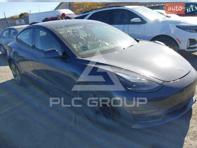 Серый Тесла Модель 3, объемом двигателя 0 л и пробегом 78 тыс. км за 19900 $, фото 15 на Automoto.ua