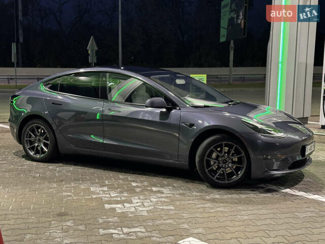 Сірий Тесла Модель 3, об'ємом двигуна 0 л та пробігом 56 тис. км за 22200 $, фото 25 на Automoto.ua
