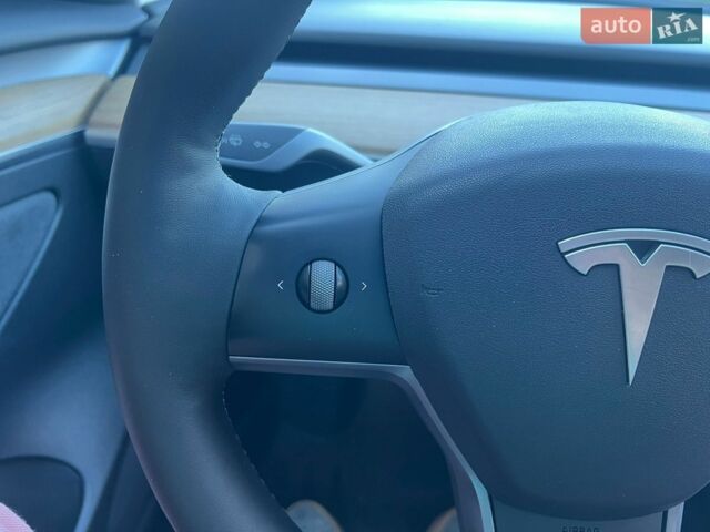 Серый Тесла Модель 3, объемом двигателя 0 л и пробегом 139 тыс. км за 18500 $, фото 31 на Automoto.ua