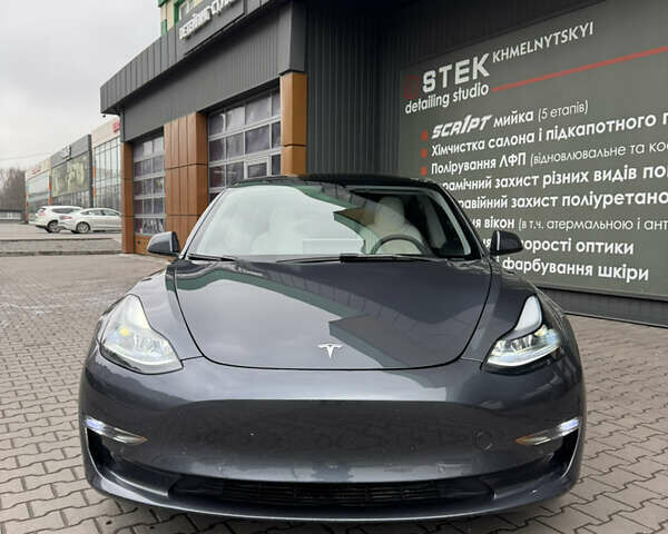 Сірий Тесла Модель 3, об'ємом двигуна 0 л та пробігом 26 тис. км за 24900 $, фото 4 на Automoto.ua