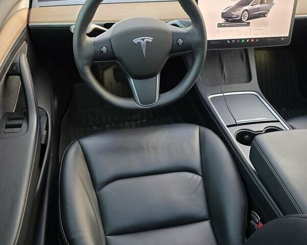 Сірий Тесла Модель 3, об'ємом двигуна 0 л та пробігом 86 тис. км за 18900 $, фото 15 на Automoto.ua