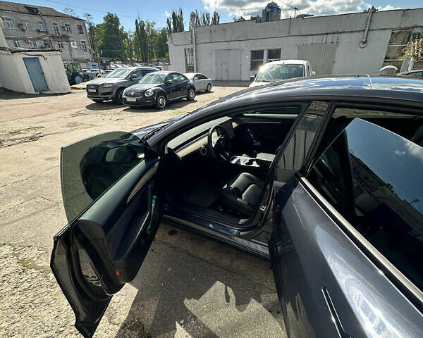 Тесла Модель 3 2022 в Киеве на Automoto.ua Серый Тесла Модель 3, объемом двигателя 0 л и пробегом 21 тыс. км за 23999 $, фото 18 на Automoto.ua