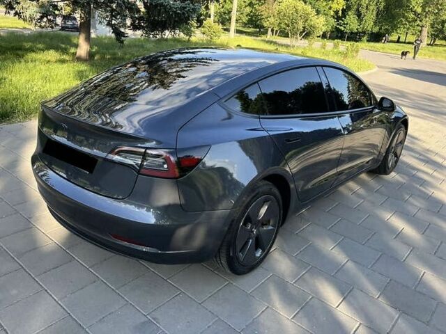 Сірий Тесла Модель 3, об'ємом двигуна 0 л та пробігом 28 тис. км за 18000 $, фото 3 на Automoto.ua